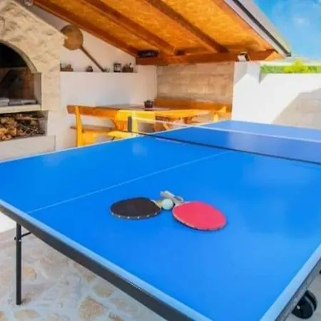 Matea With Pool In Beautiful Nature